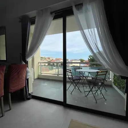 Apartment Forum